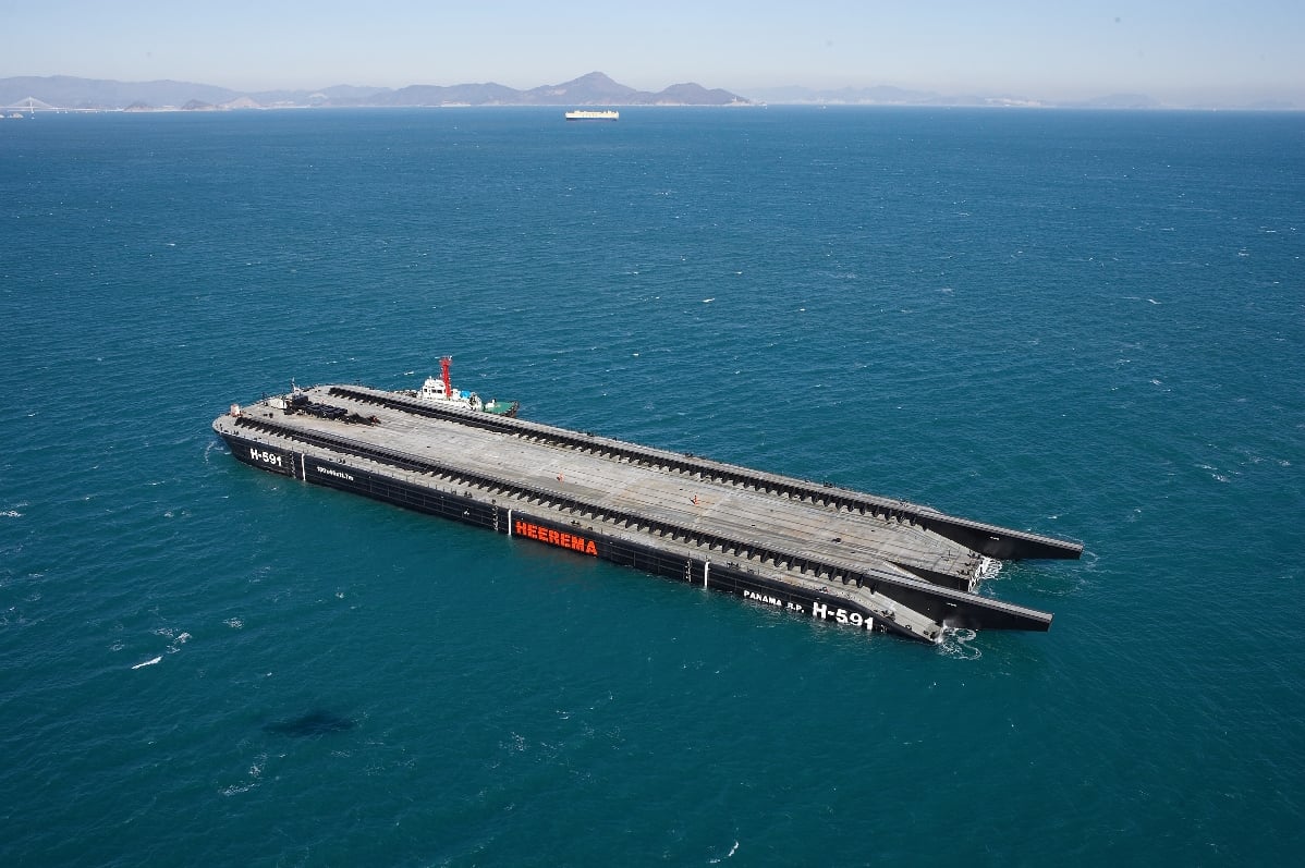 Barge H591