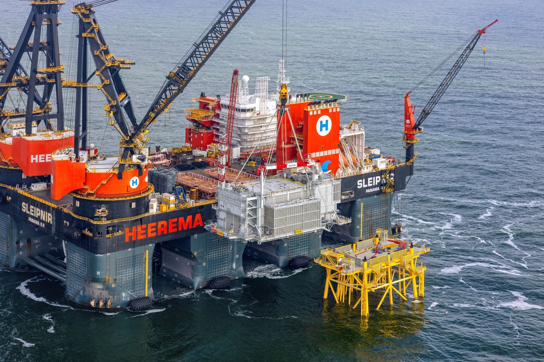 Close up of HKW-B topside installation