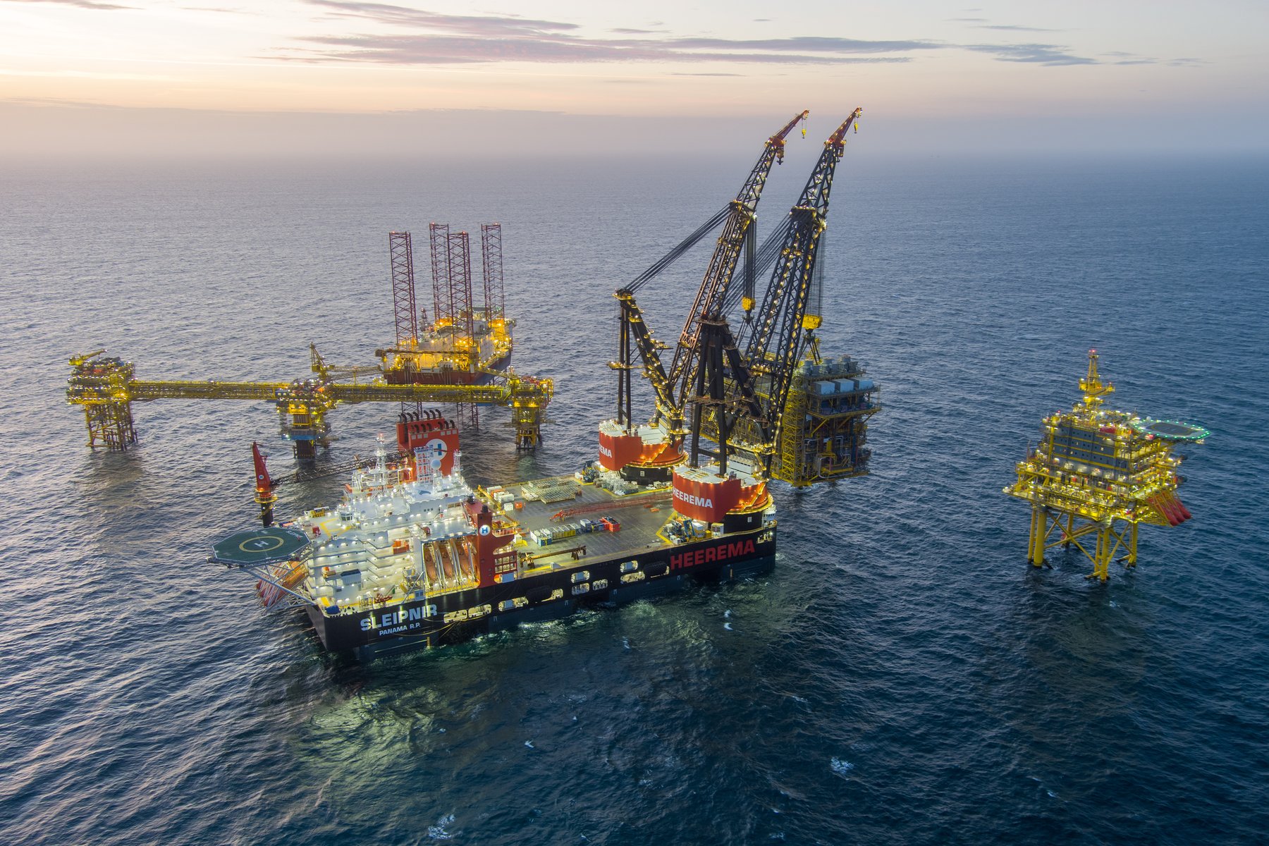 The record-breaking lift by Sleipnir
